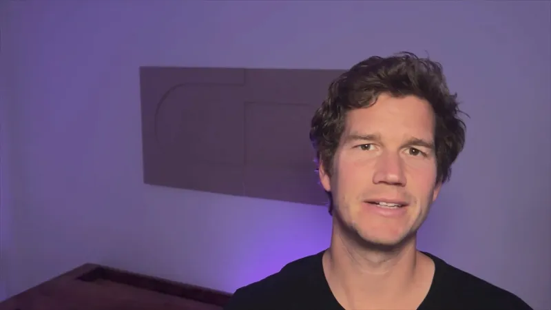 Axel erklärt die Vorteile von CentralStationCRM für Freelancer.