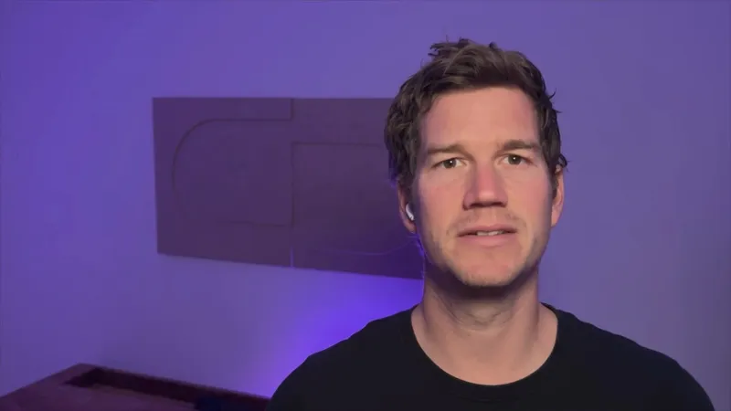 Thumbnail von Axel von Leitner, der CRM erklärt.